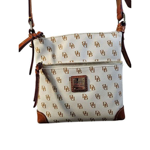 Dooney & Bourke Gretta Women's Crossbody Purse Handbag Leather‎ White/Tan - Picture 3 of 16